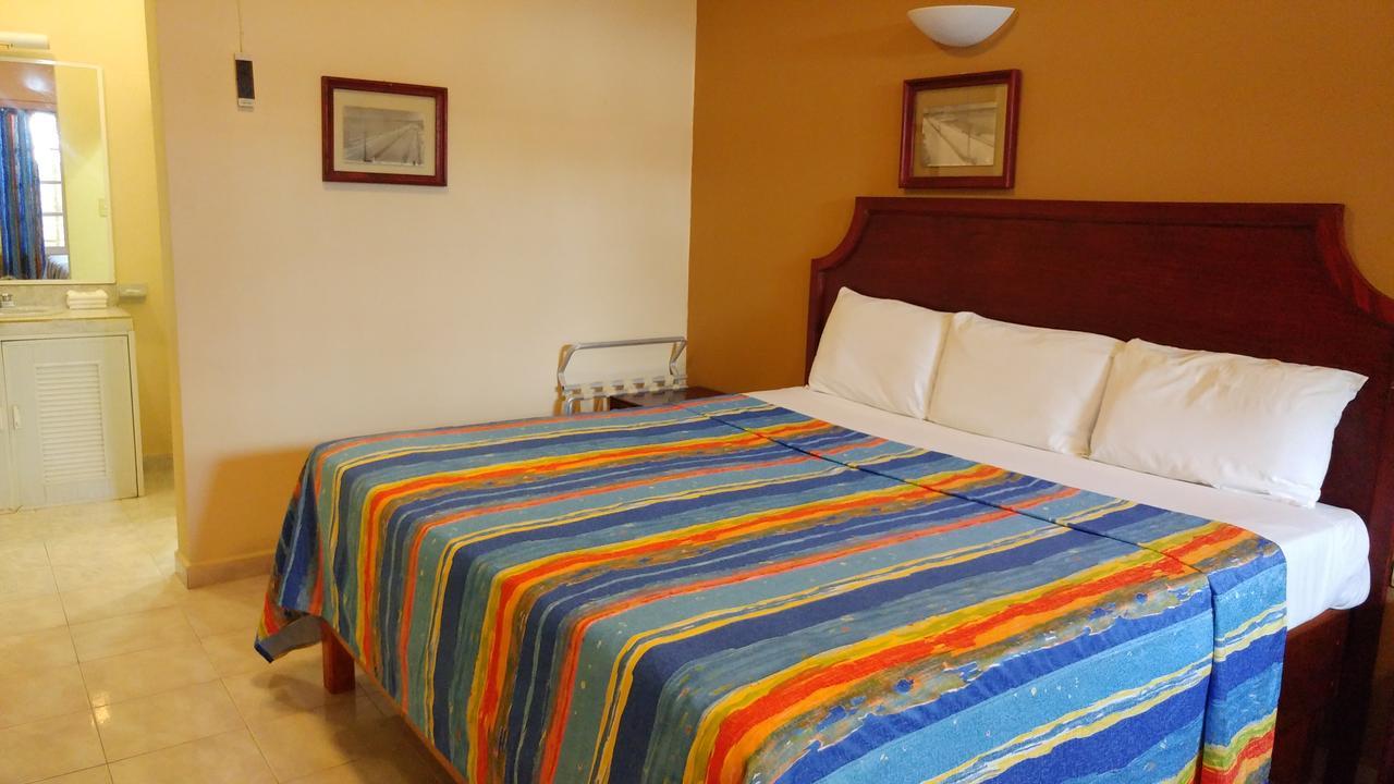 Sun Suites Косумель Экстерьер фото